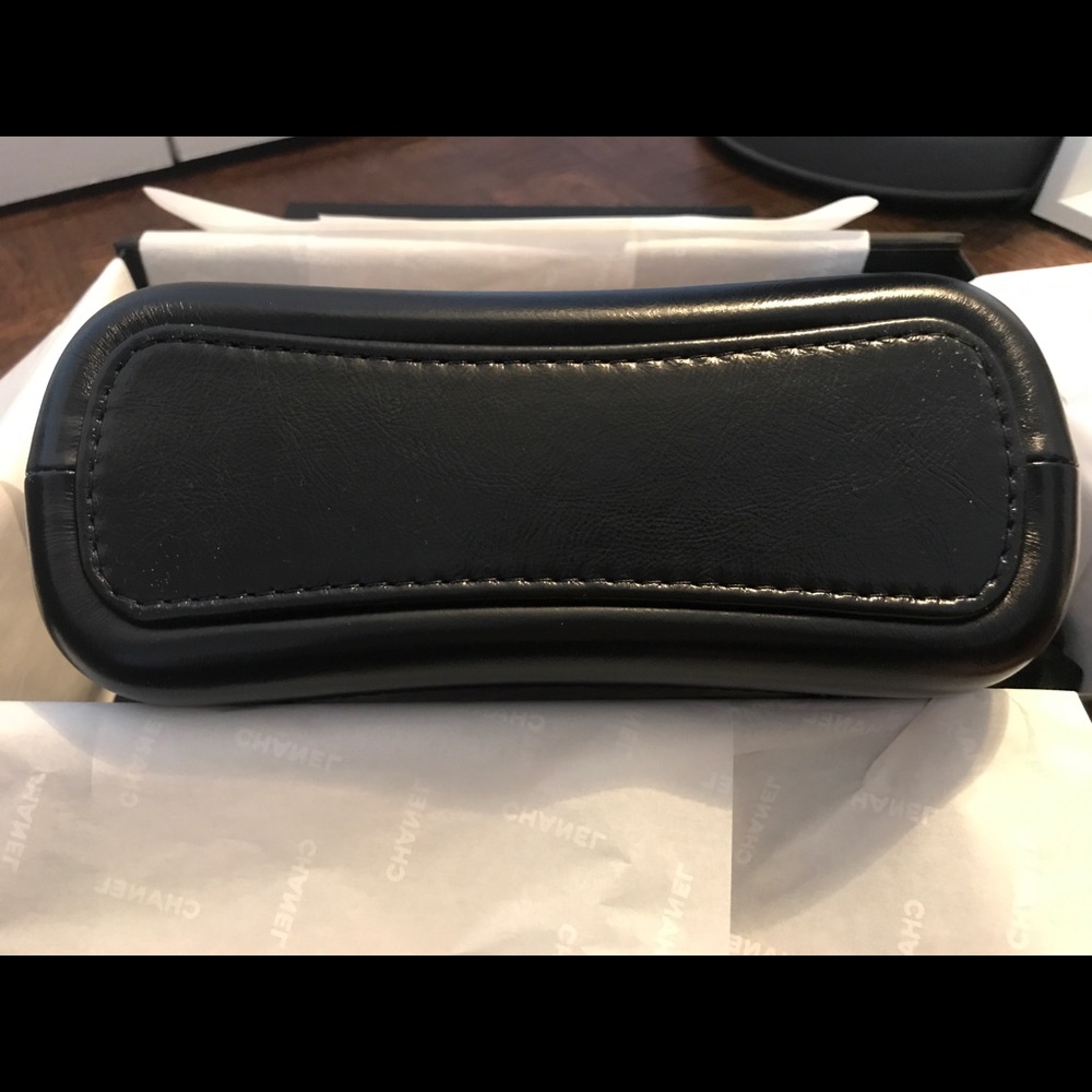 Chanel Gabrielle Hobo Bag Beige and Black Small - Picture 2 of 5